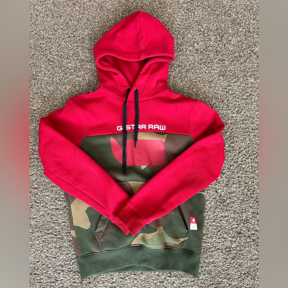 G Star Raw Colorblocked Camo Logo Hoodie in Chili Red/Green Camo Size Small